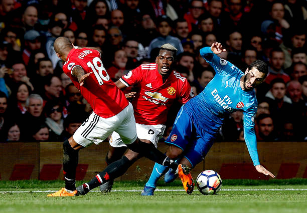 在这样严峻 在这样严峻