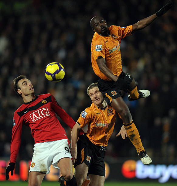 崭露头角 崭露头角